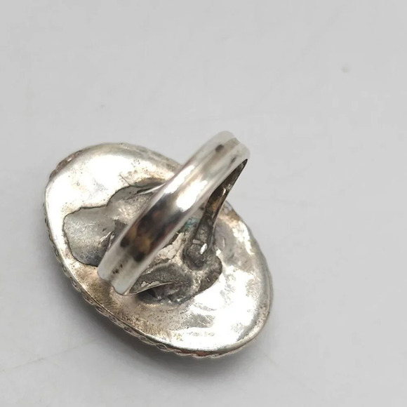 Vintage Zuni Artisan Sterling Silver Mother Of Pearl Floral Inlay Ring Size 5 - Picture 4 of 6